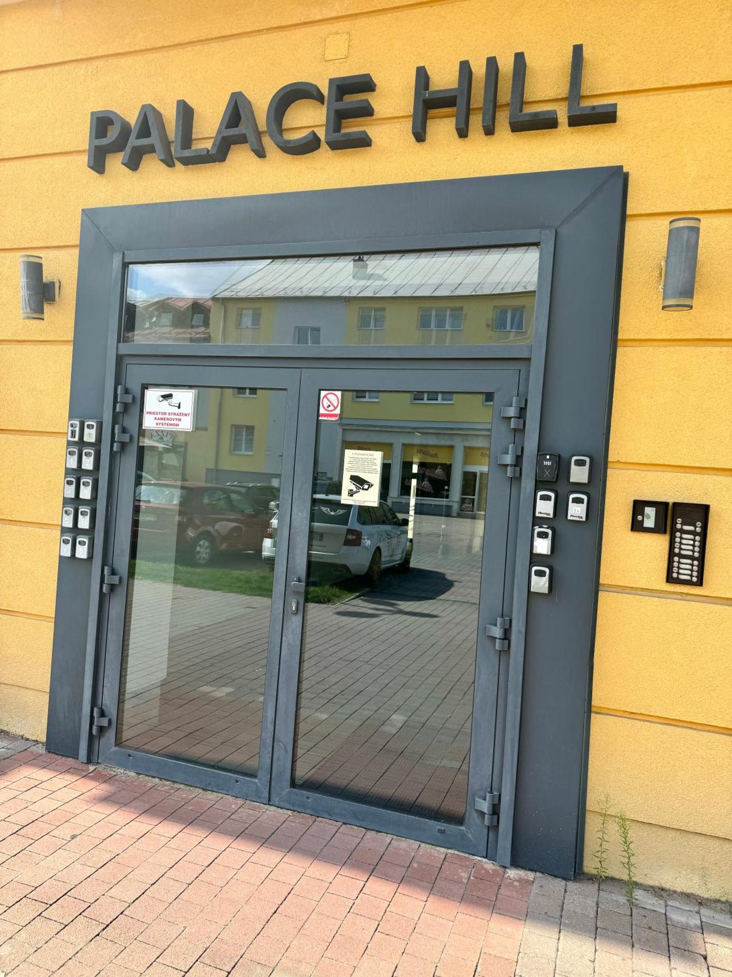 Palace Hill Apartment 3L Poprad Eksteriør billede